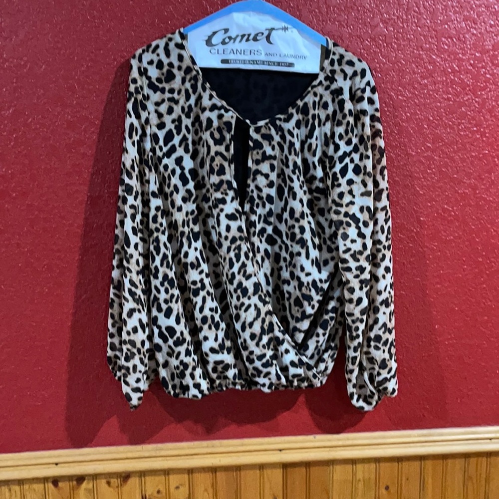 Vince Camuto top